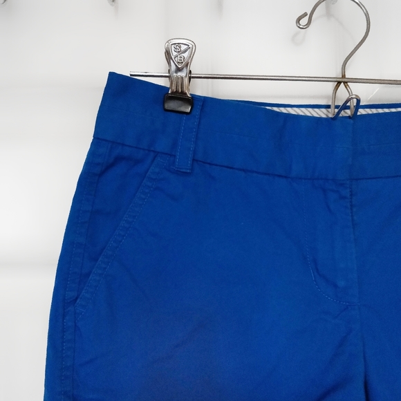 J. Crew | Chino Broken-in Shorts in blue - Picture 4 of 5